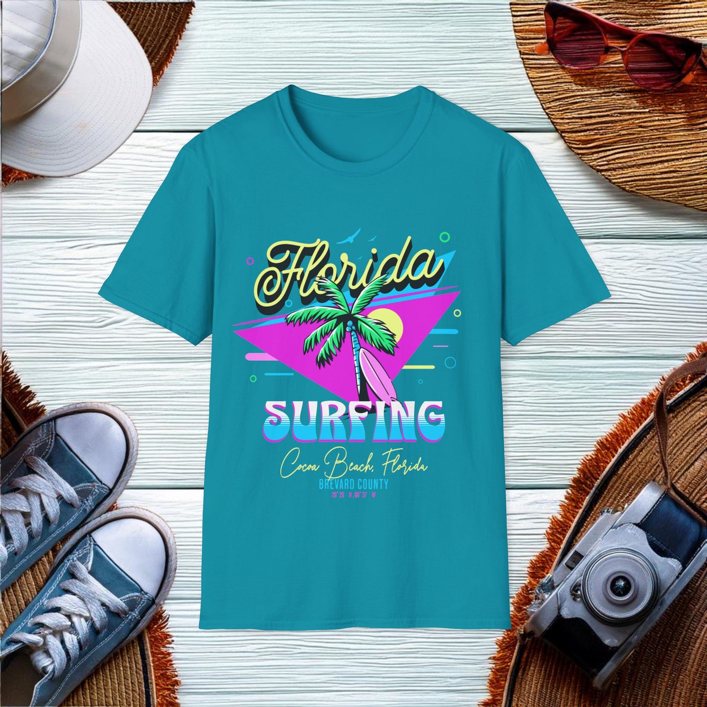 Floria Surfing Cocoa Beach Vintage Design T-Shirt