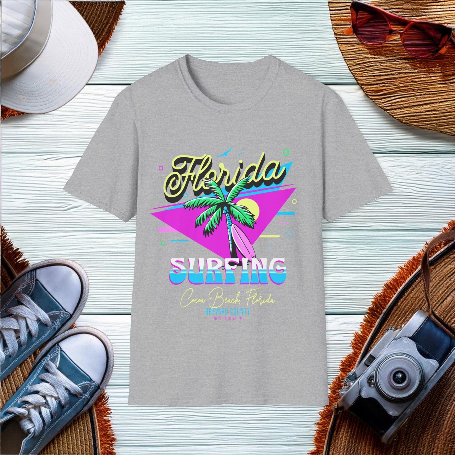 Floria Surfing Cocoa Beach Vintage Design T-Shirt